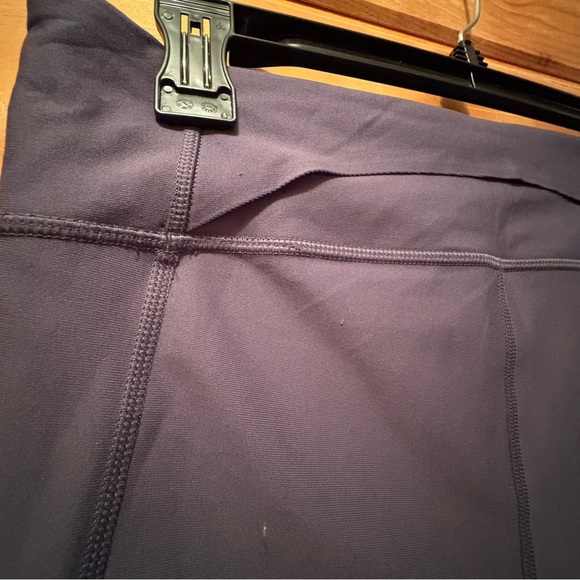 Under Armour Black and White Leggings High Waist Athletic Fit - Picture 8 of 11